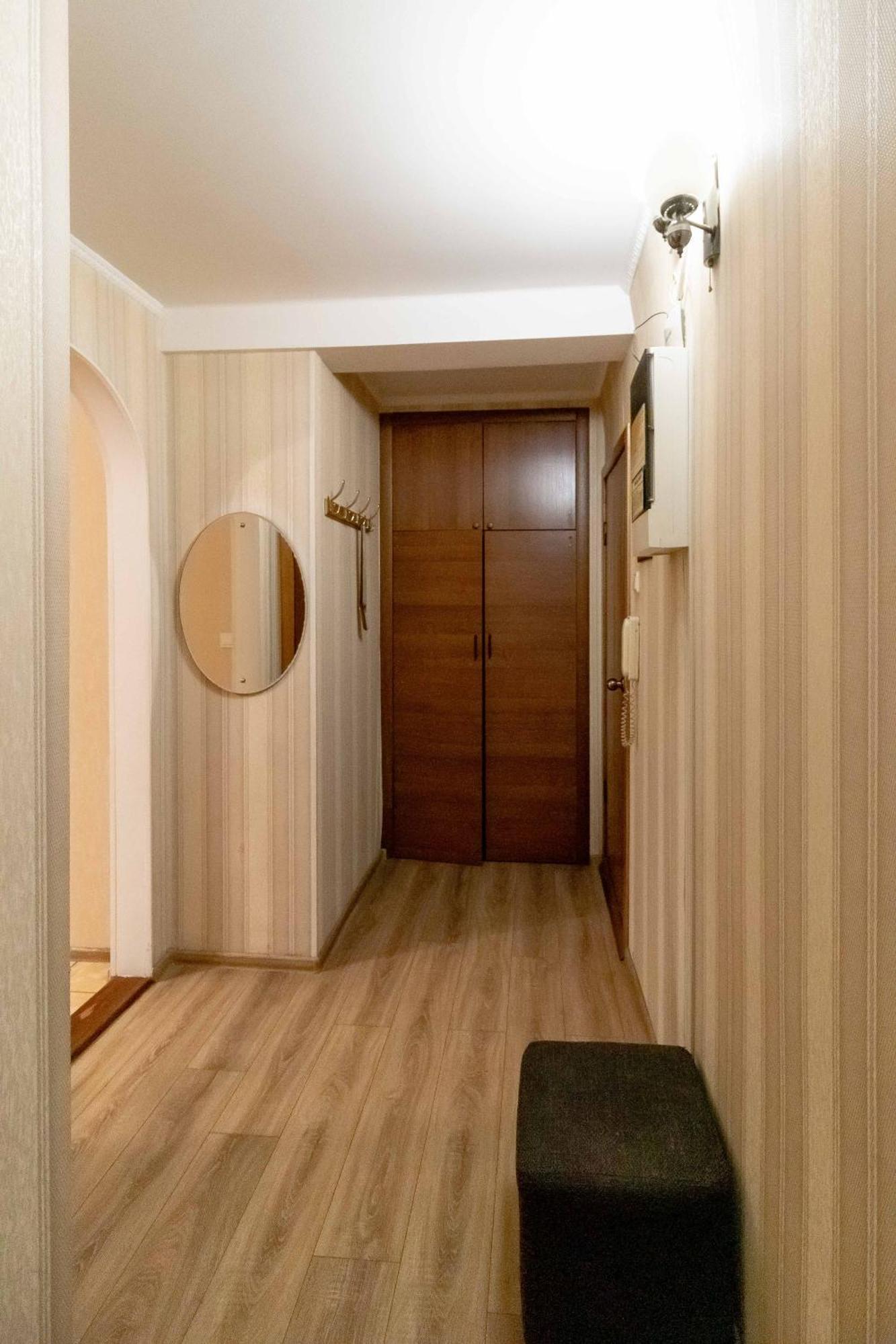 Kvartirkoff Na Volodymyra Ivasiuka 19A Kyiv Exterior foto