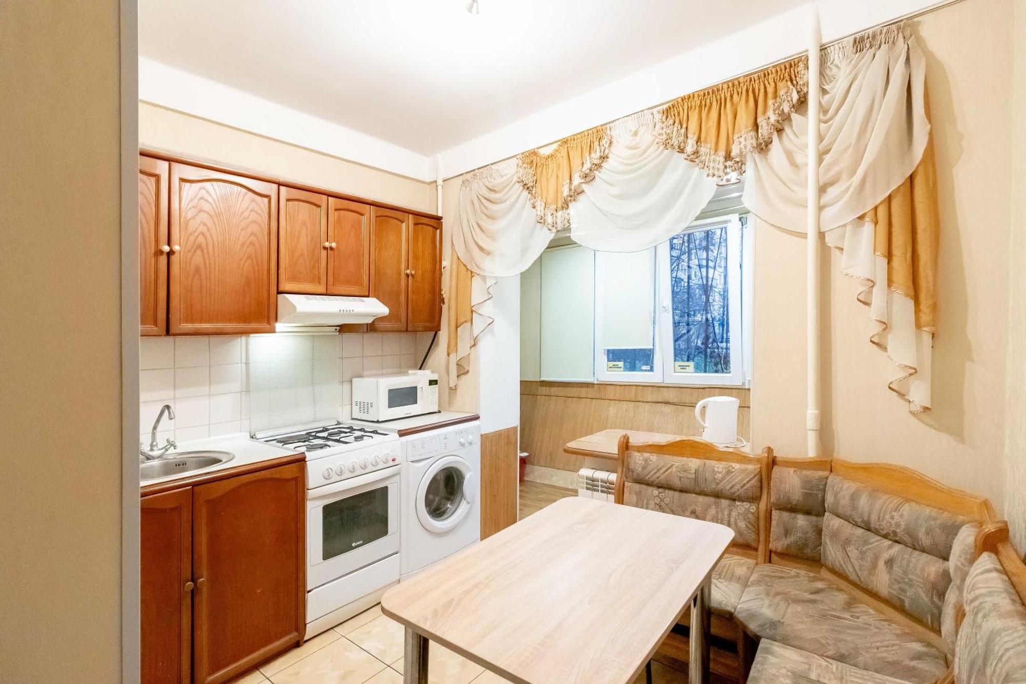 Kvartirkoff Na Volodymyra Ivasiuka 19A Kyiv Exterior foto