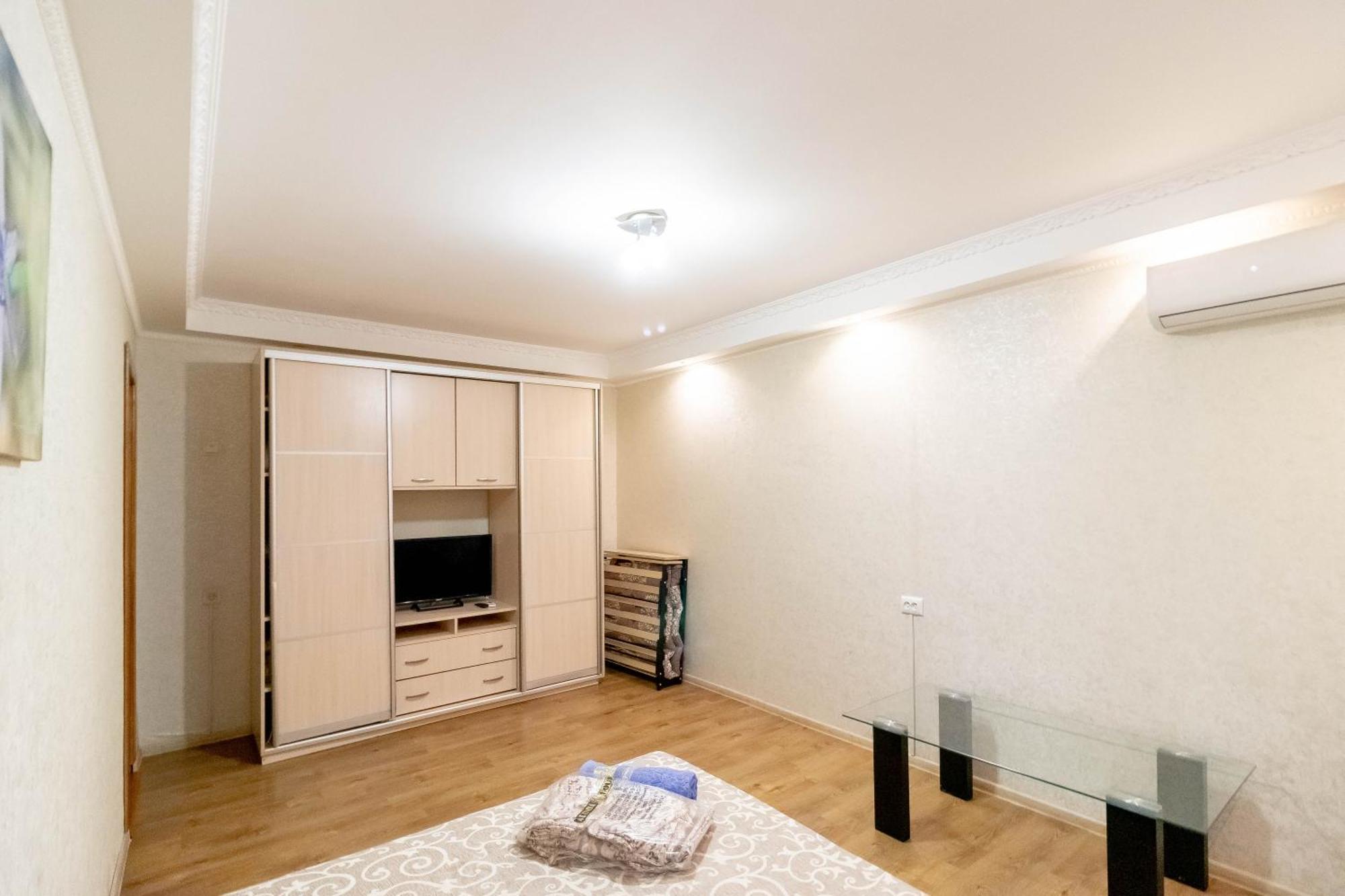 Kvartirkoff Na Volodymyra Ivasiuka 19A Kyiv Exterior foto